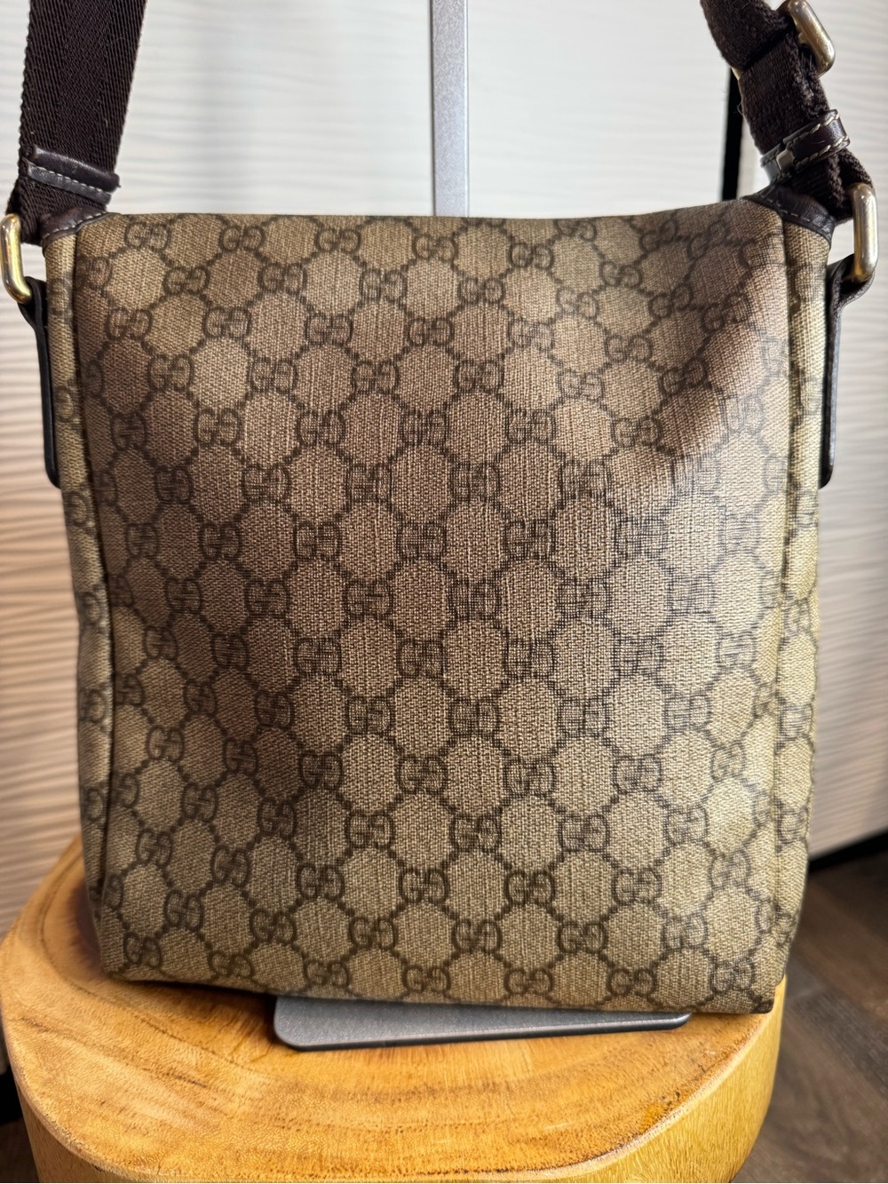Gucci Tan & Dark Brown GG Canvas Crossbody Ba - Picture 4 of 16